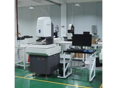 二次元影像测量仪使用要求以维护保养技巧